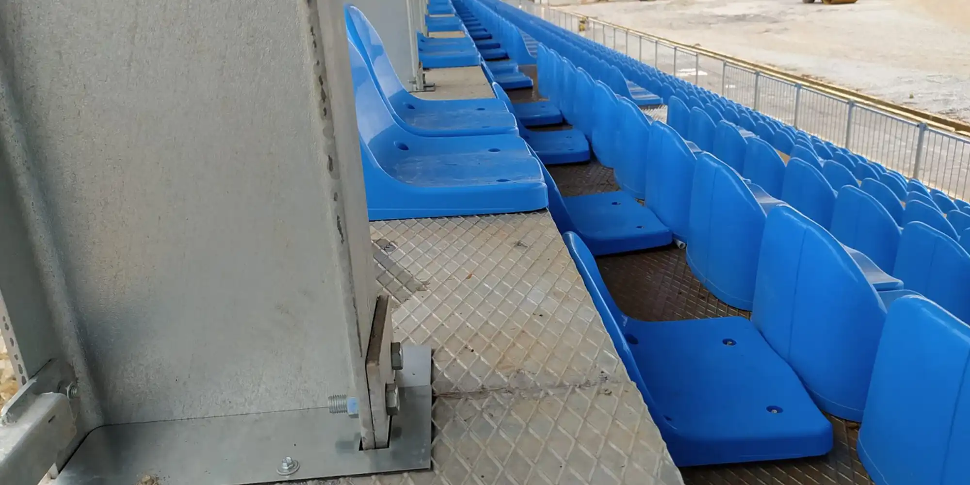 Universal Seats